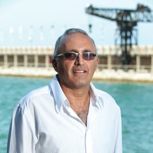 אפרים רז